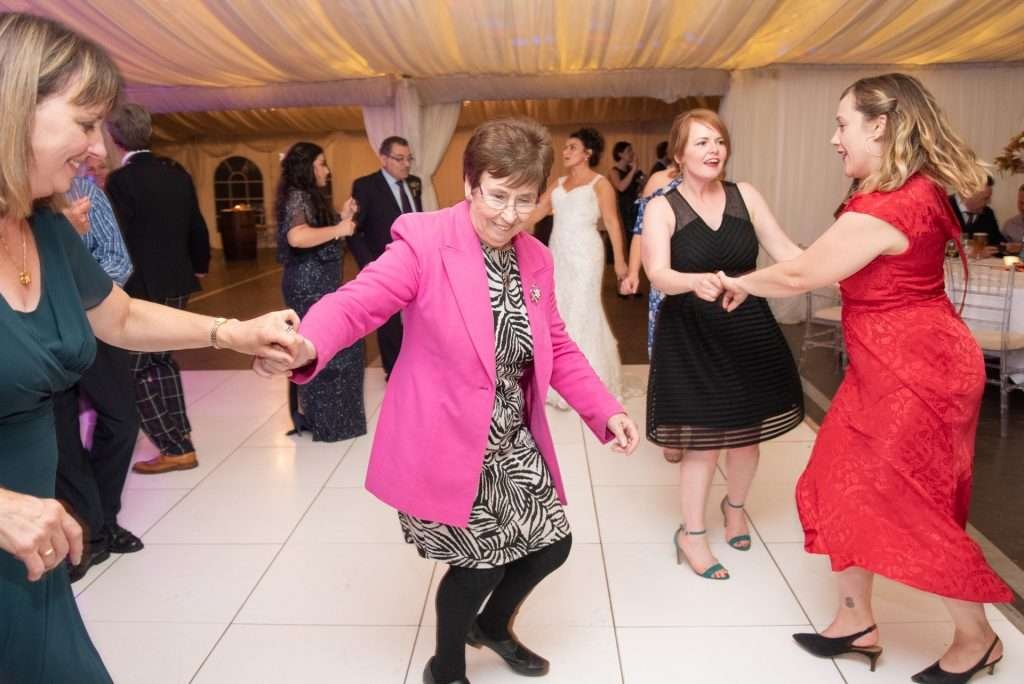 Lotta laughs, fun and dancing - Stephen & Reva at Dunkeld House Hotel 17