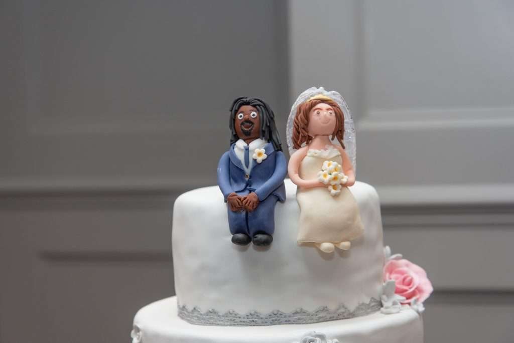Elegant wedding cake 4