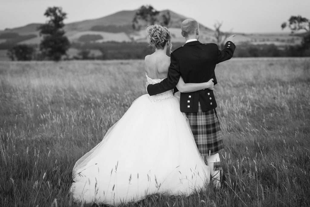 Taking wedding photography bookings for 2022 1